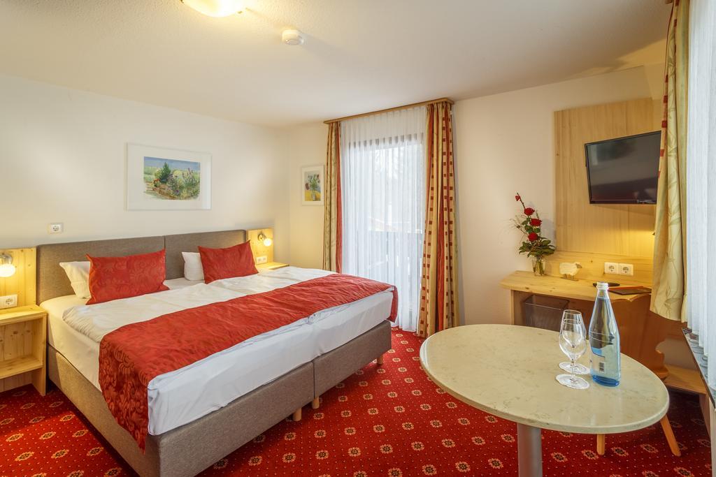 Landhotel Bartlehof Schluchsee Exterior photo